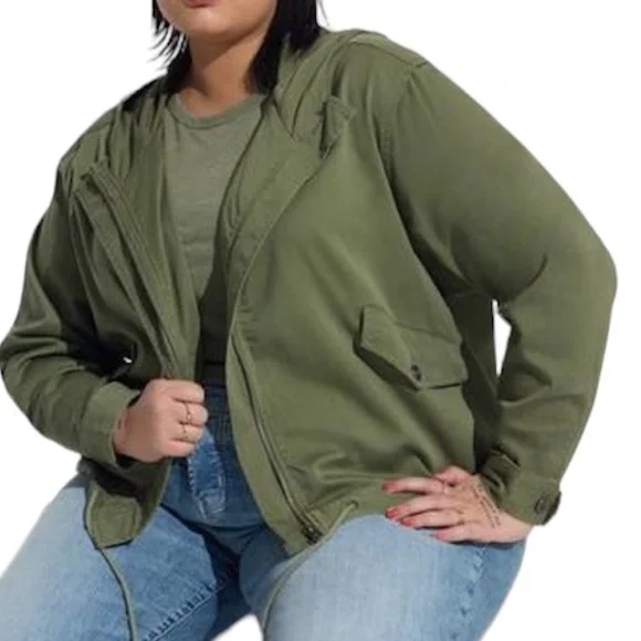 NEW Torrid hooded cropped utility jacket - Picture 1 of 12